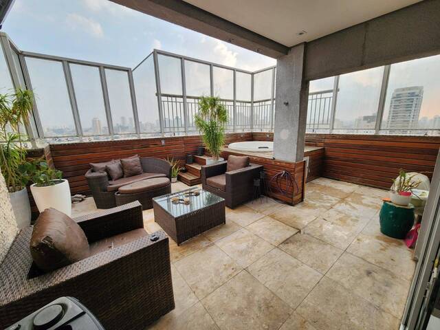 Venda em Vila Regente Feijó - São Paulo
